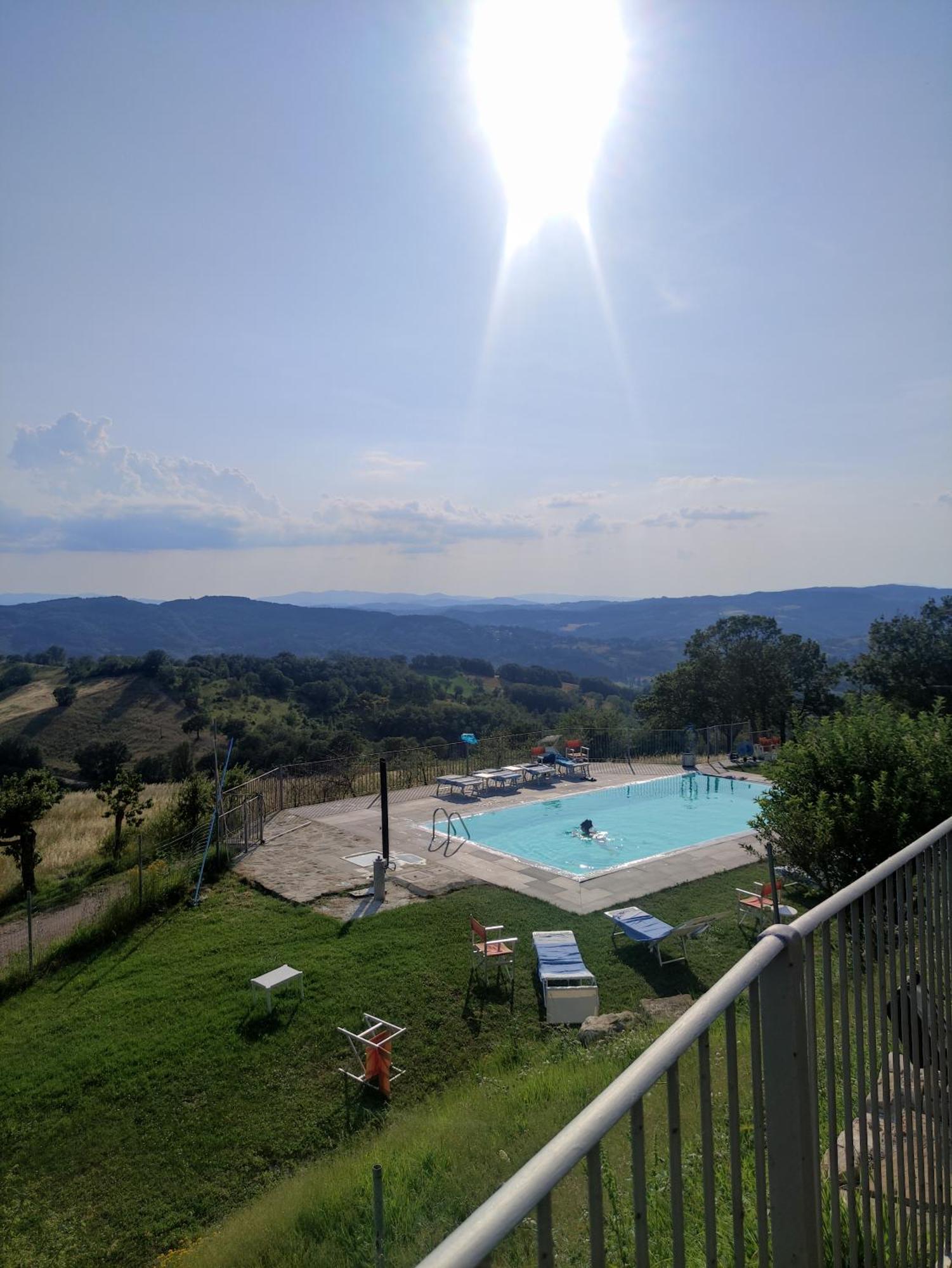 Вілла Agriturismo Borgo San Benedetto П'єтралунга Екстер'єр фото