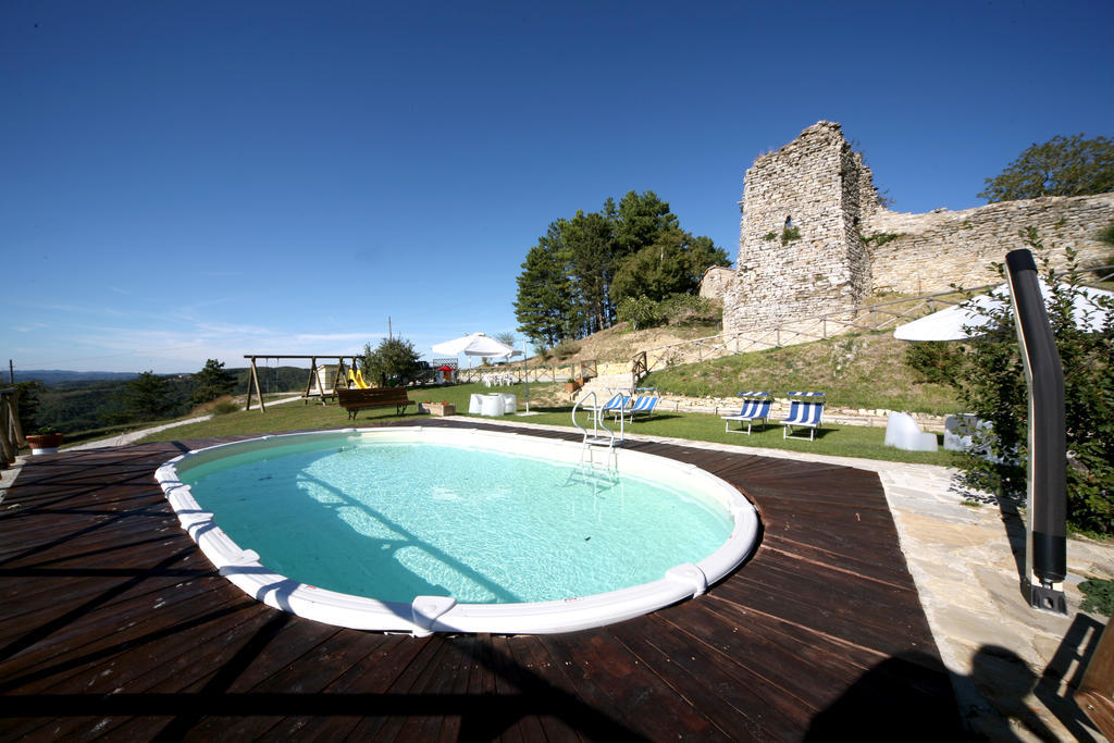 Вілла Agriturismo Borgo San Benedetto П'єтралунга Екстер'єр фото