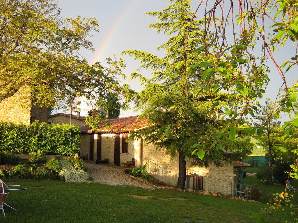 Вілла Agriturismo Borgo San Benedetto П'єтралунга Екстер'єр фото
