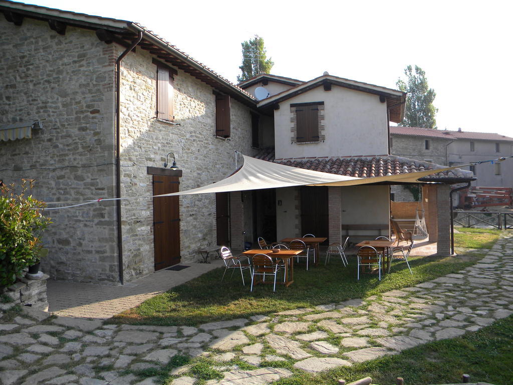 Вілла Agriturismo Borgo San Benedetto П'єтралунга Екстер'єр фото