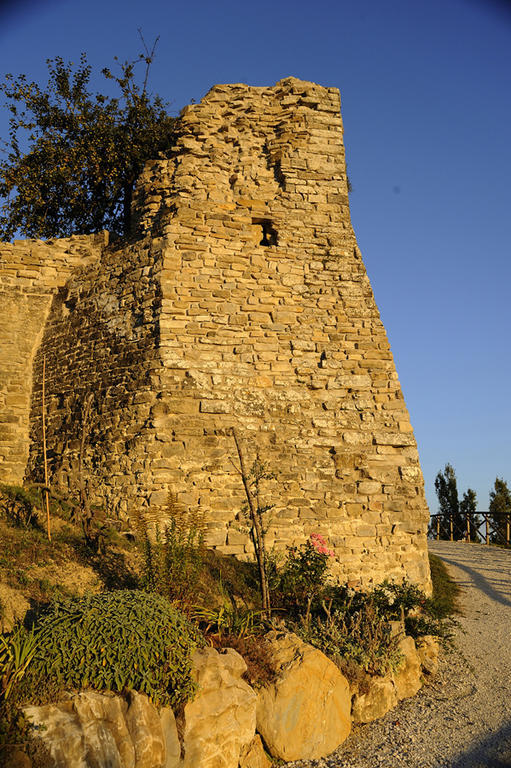 Вілла Agriturismo Borgo San Benedetto П'єтралунга Екстер'єр фото